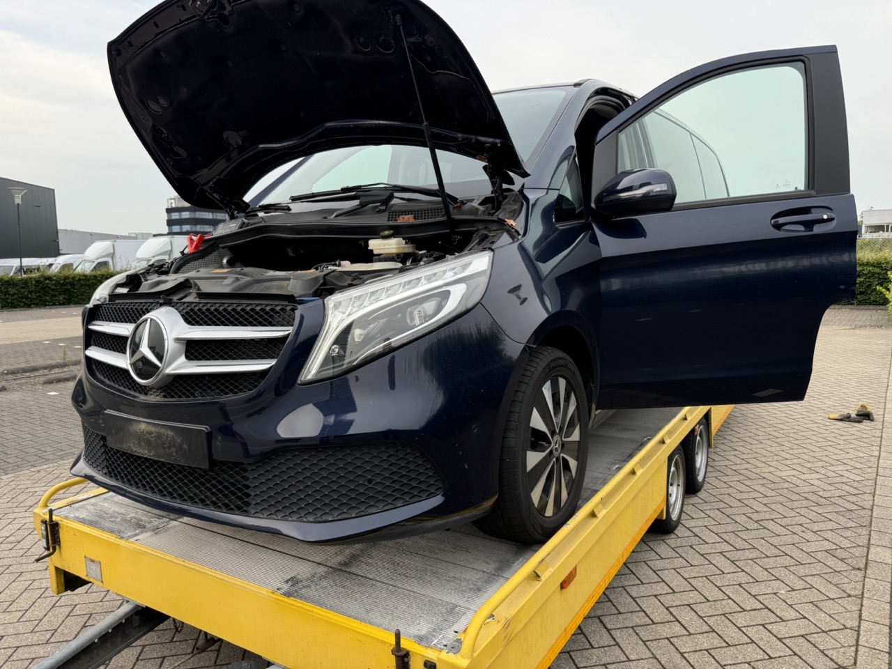 Mercedes V Klass Transport Service